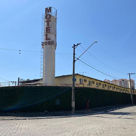 Motel 2000 Guarulhos Dış mekan fotoğraf