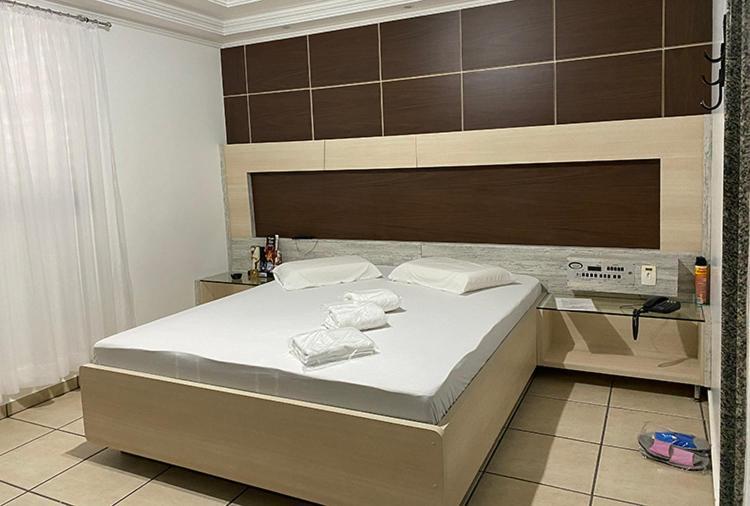 Motel 2000 Guarulhos Oda fotoğraf