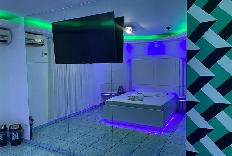 Motel 2000 Guarulhos Oda fotoğraf